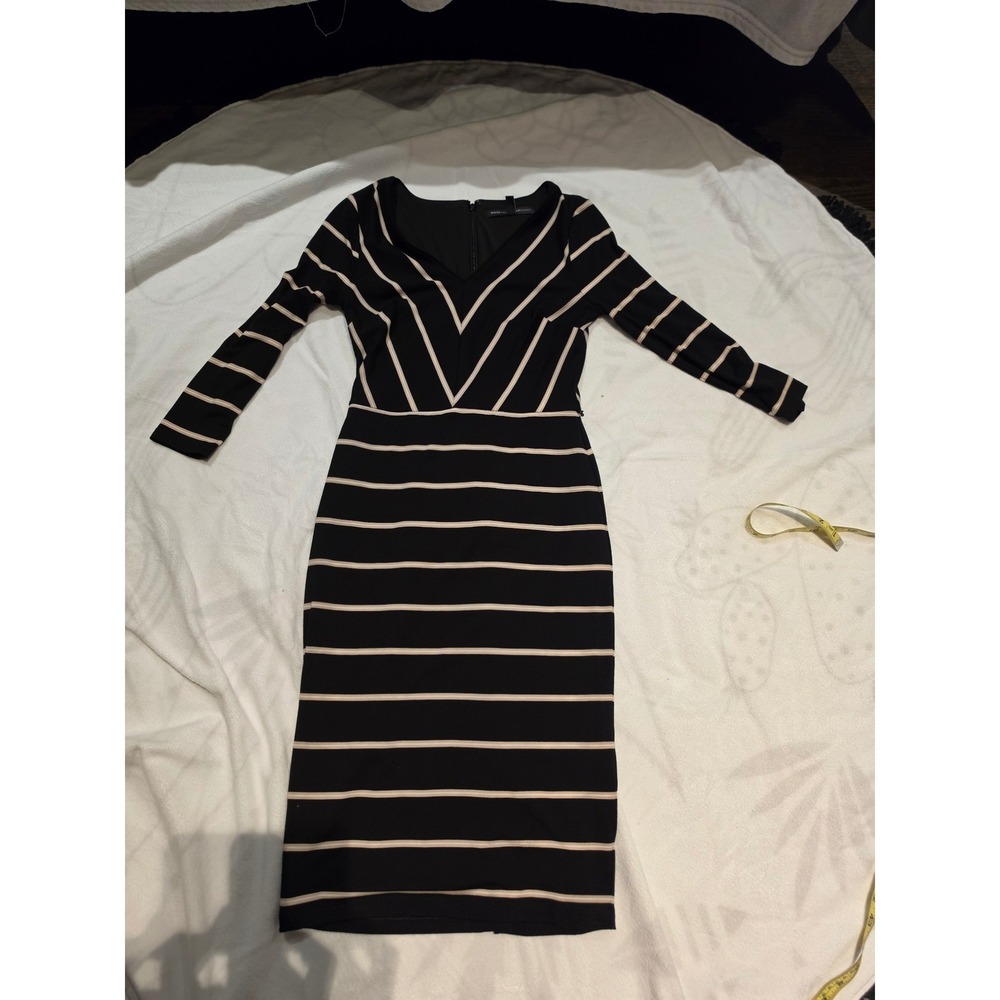 White House Black Market Black Striped V-Neck Sheath Dress Long Sleeve Size 0